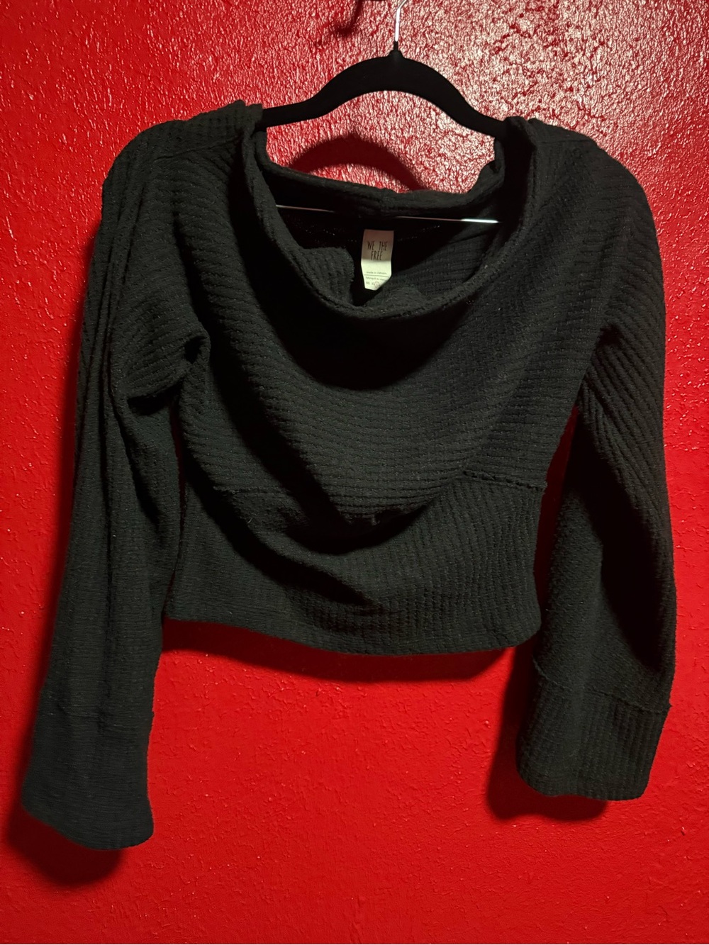 140. Preloved We The Free Black Cropped Cowl Neck Sweater